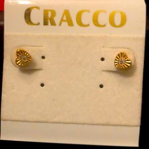 Heart shaped with accordion & white stone design